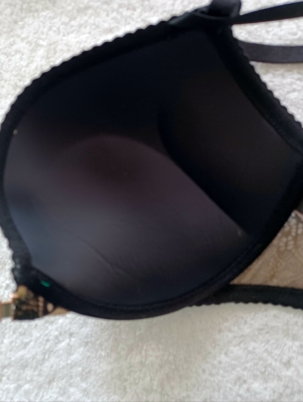 Victoria's Secret Black Lace Push-Up Bra with Nude Lining - Picture 13 of 16